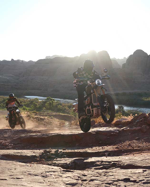 Dirt scrambler store